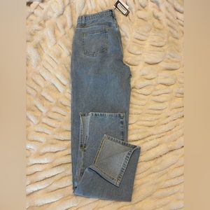 size 4 pretty little thing “Light blue wash L30 split hem jean”